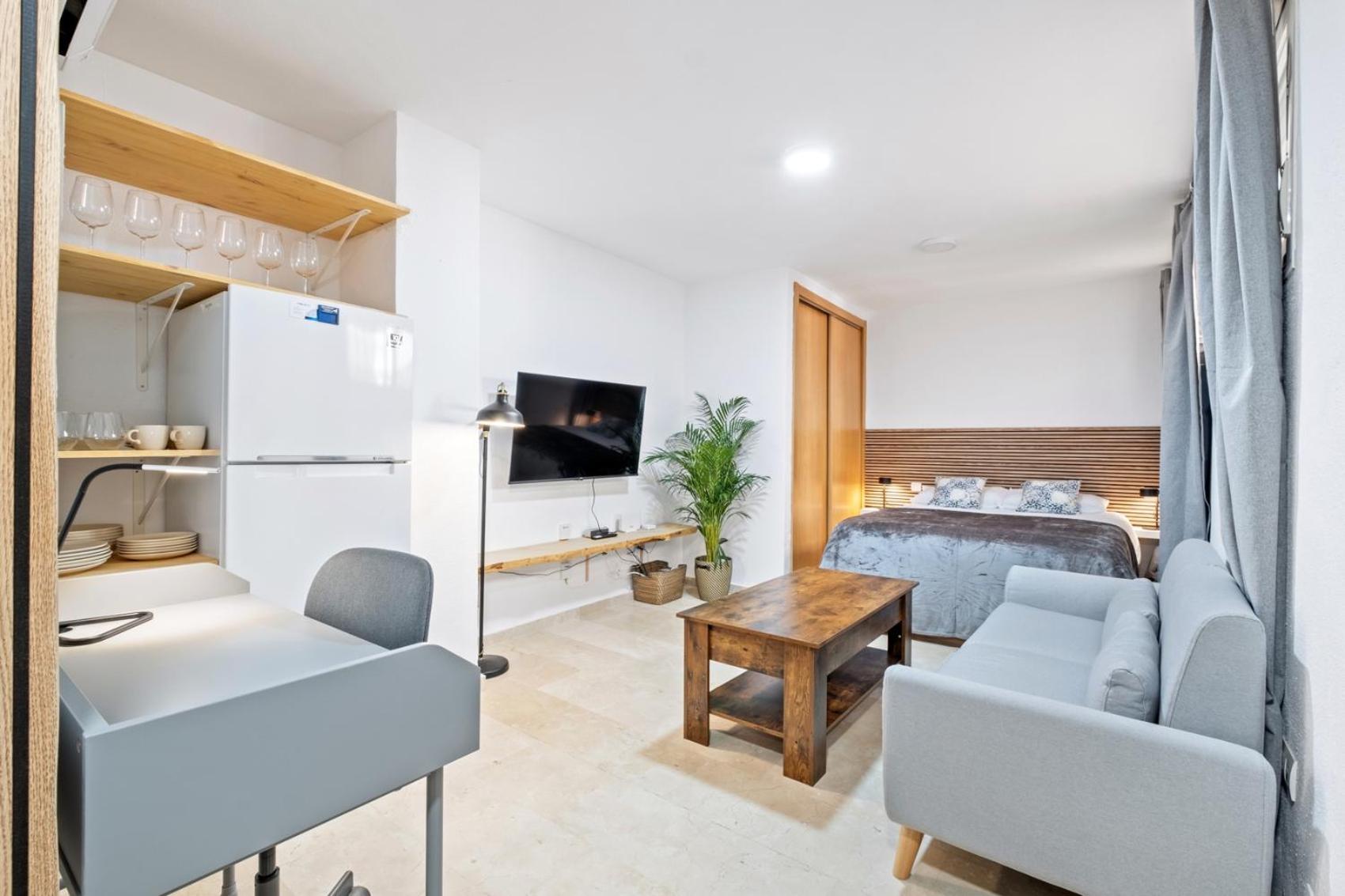 Modern And Comfortable Studio Málaga Exteriör bild